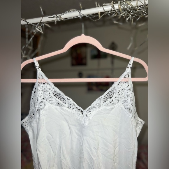 Forever 21 White Top๐ค - Picture 5 of 5